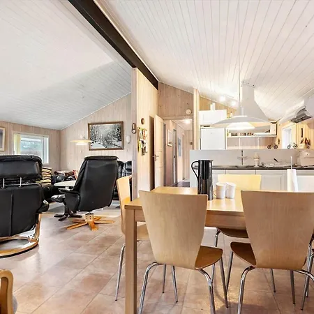 40587-juelsminde-pot-strandby-120